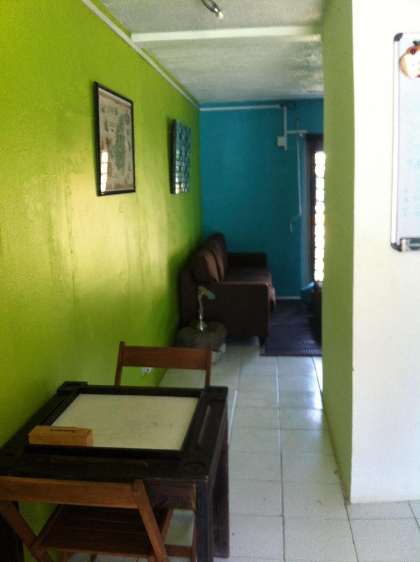 Vicky'S Keys Hostel Upper Prince's Quarter Luaran gambar